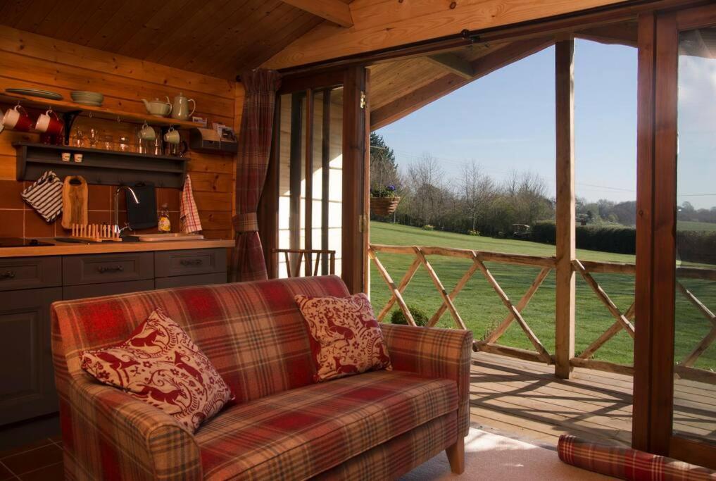 Apartment Cedarwood, An Intimate And Romantic For Two. *