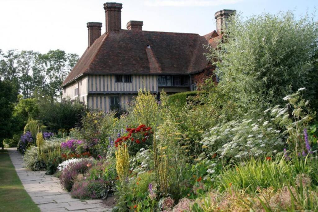 Cedarwood, An Intimate And Romantic For Two. Apartment Icklesham