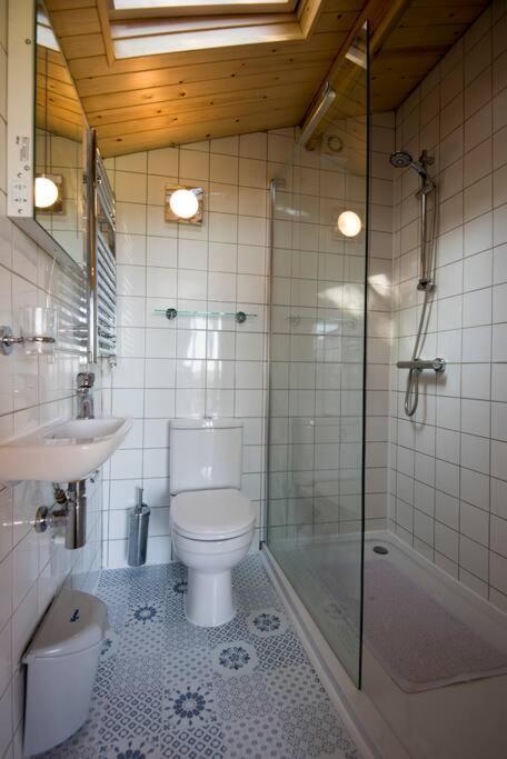 Cedarwood, An Intimate And Romantic For Two. Apartment *